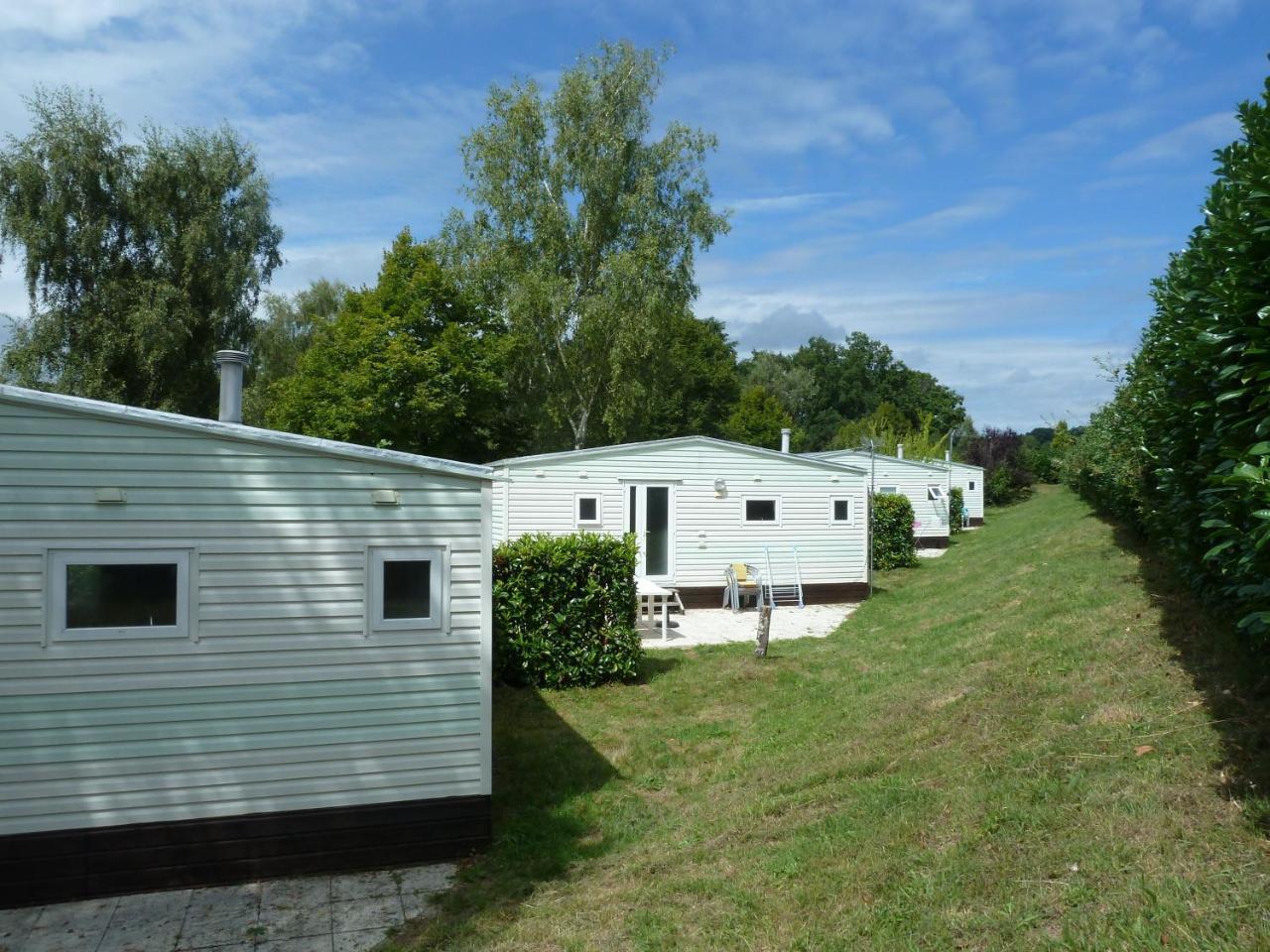 Camping De Ladignac Le Long Bel Air Екстериор снимка