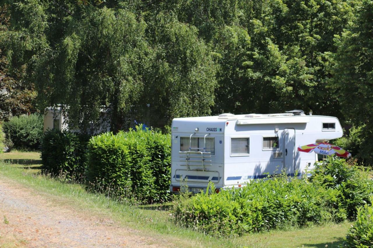 Camping De Ladignac Le Long Bel Air Екстериор снимка